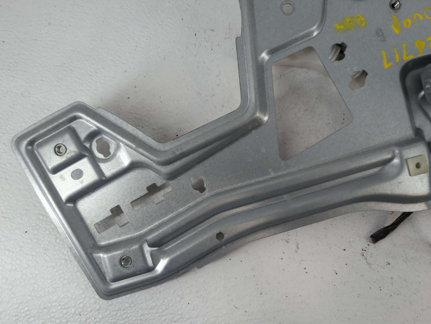 1991 Bmw X1 Passenger Front Right Power Window Motor - Oemusedautoparts1.com