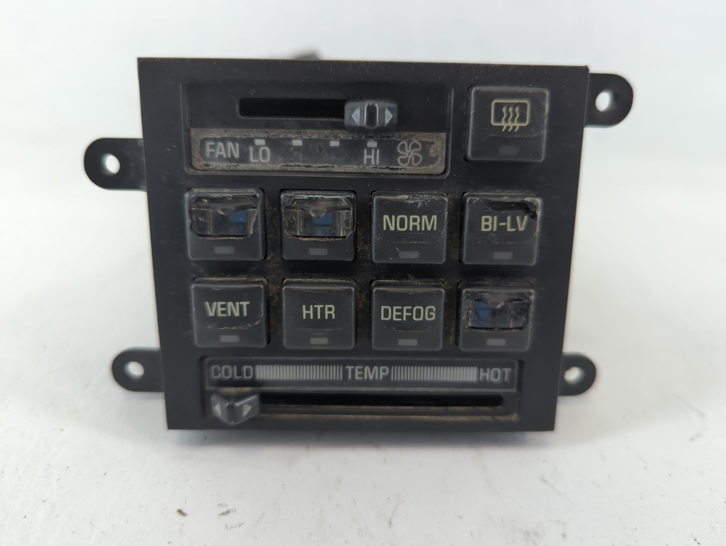 1991 Buick Regal Climate Control Module Temperature AC/Heater Replacement P/N:16140094 Fits OEM Used Auto Parts - Oemusedaut