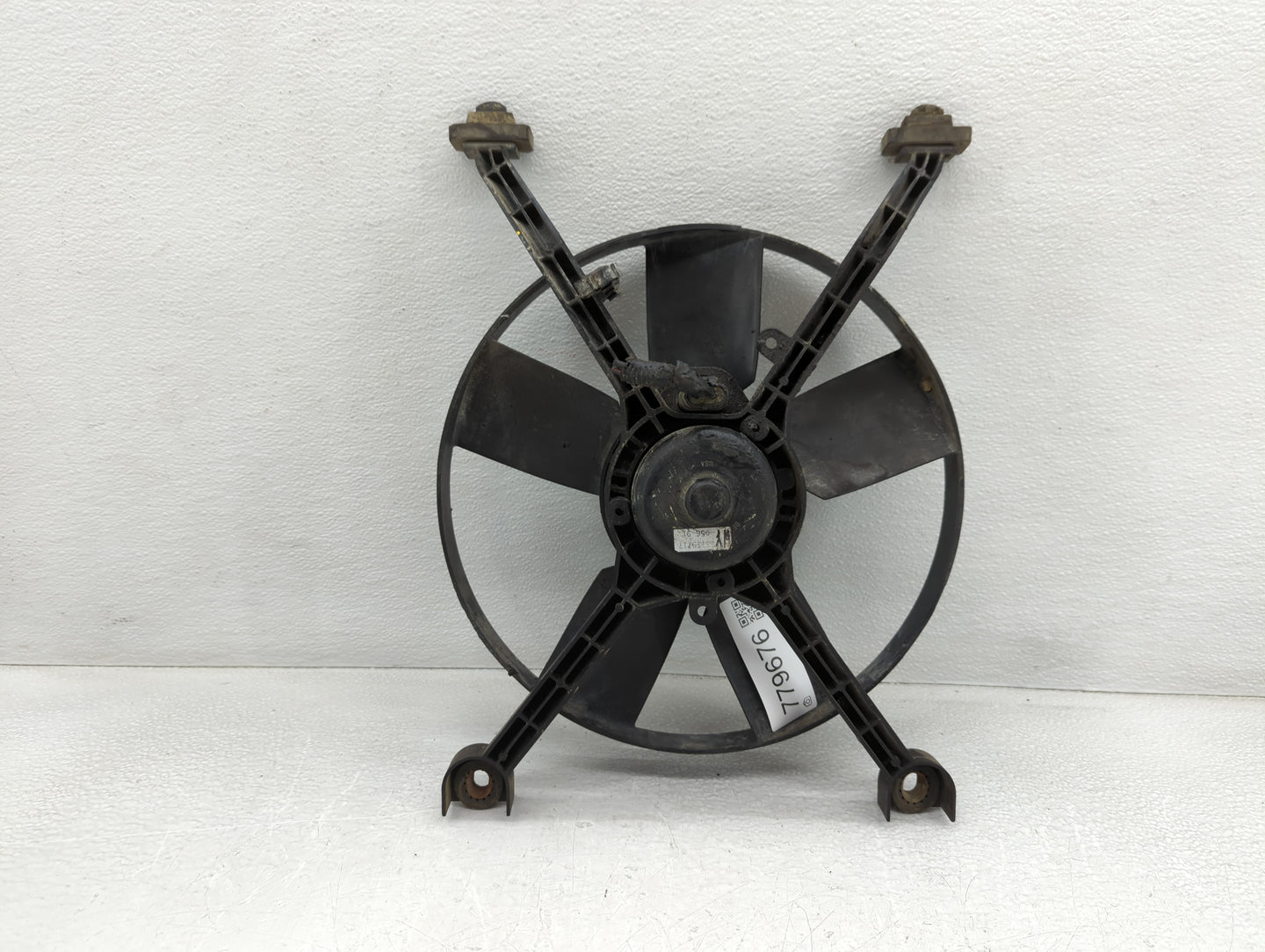 1991 Buick Regal Electric Radiator Cooling Fan Motor Assembly P/N:22119717 056 91 Fits OEM Used Auto Parts - Oemusedautopart