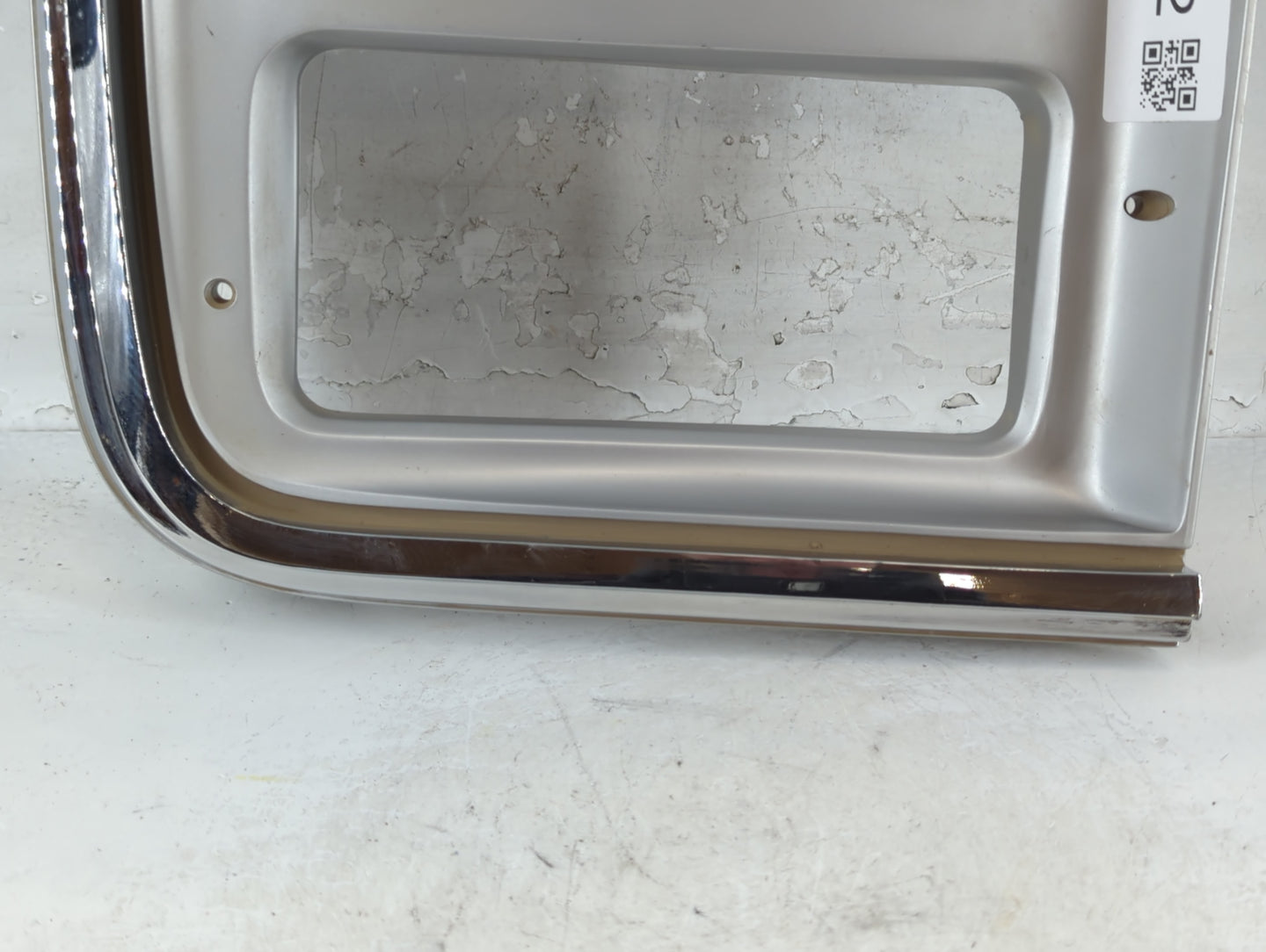 1991 Chevrolet G10 Radio Climate Panel Bezel - Oemusedautoparts1.com