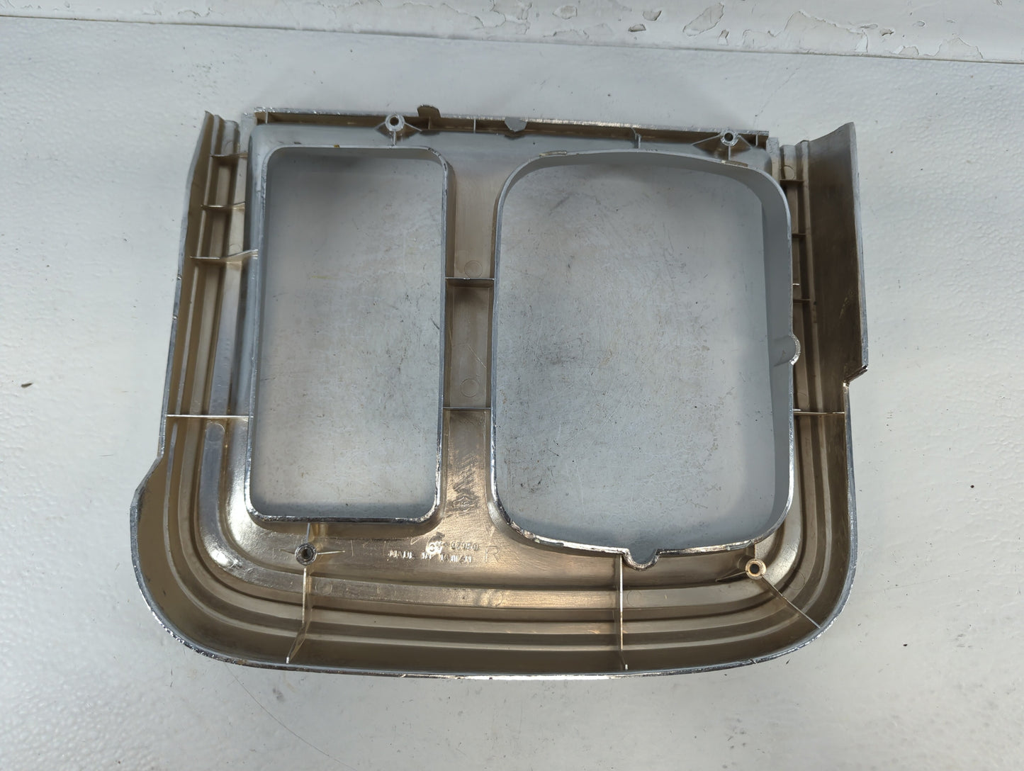 1991 Chevrolet G10 Radio Climate Panel Bezel - Oemusedautoparts1.com