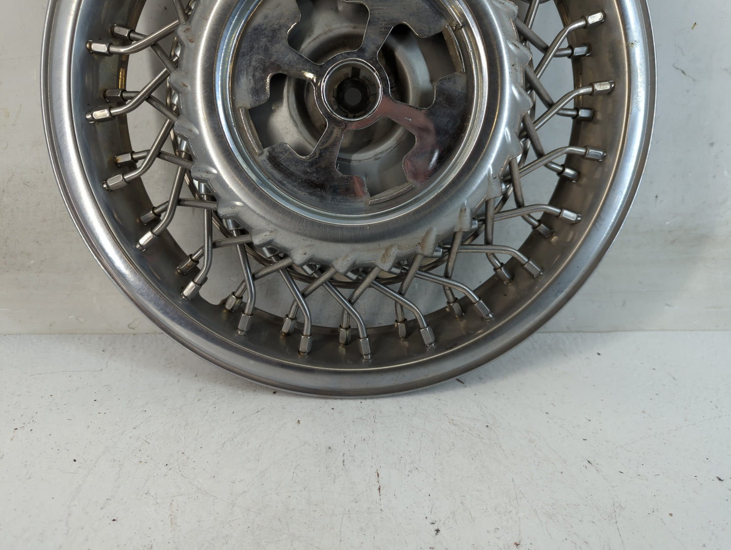 1991 Chrysler New Yorker Center Cap Oem - Oemusedautoparts1.com