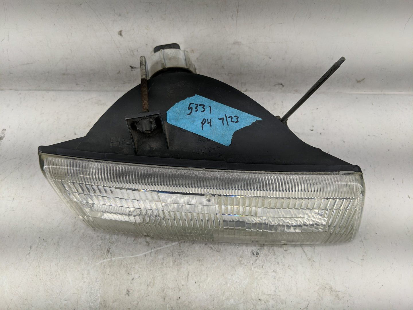 1991-1995 Dodge Caravan Driver Left Oem Front Light Lamp - Oemusedautoparts1.com