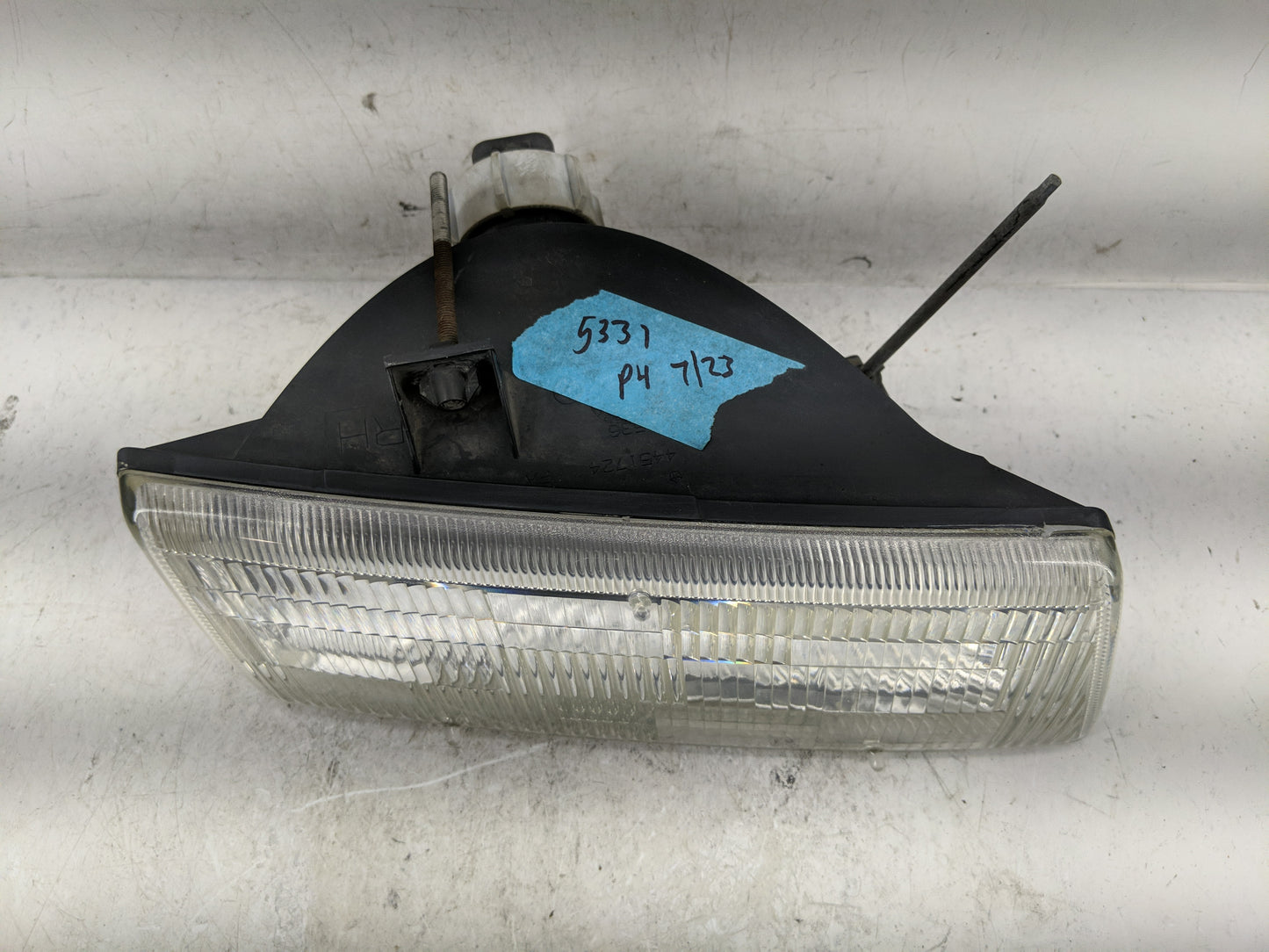 1991-1995 Dodge Caravan Driver Left Oem Front Light Lamp - Oemusedautoparts1.com