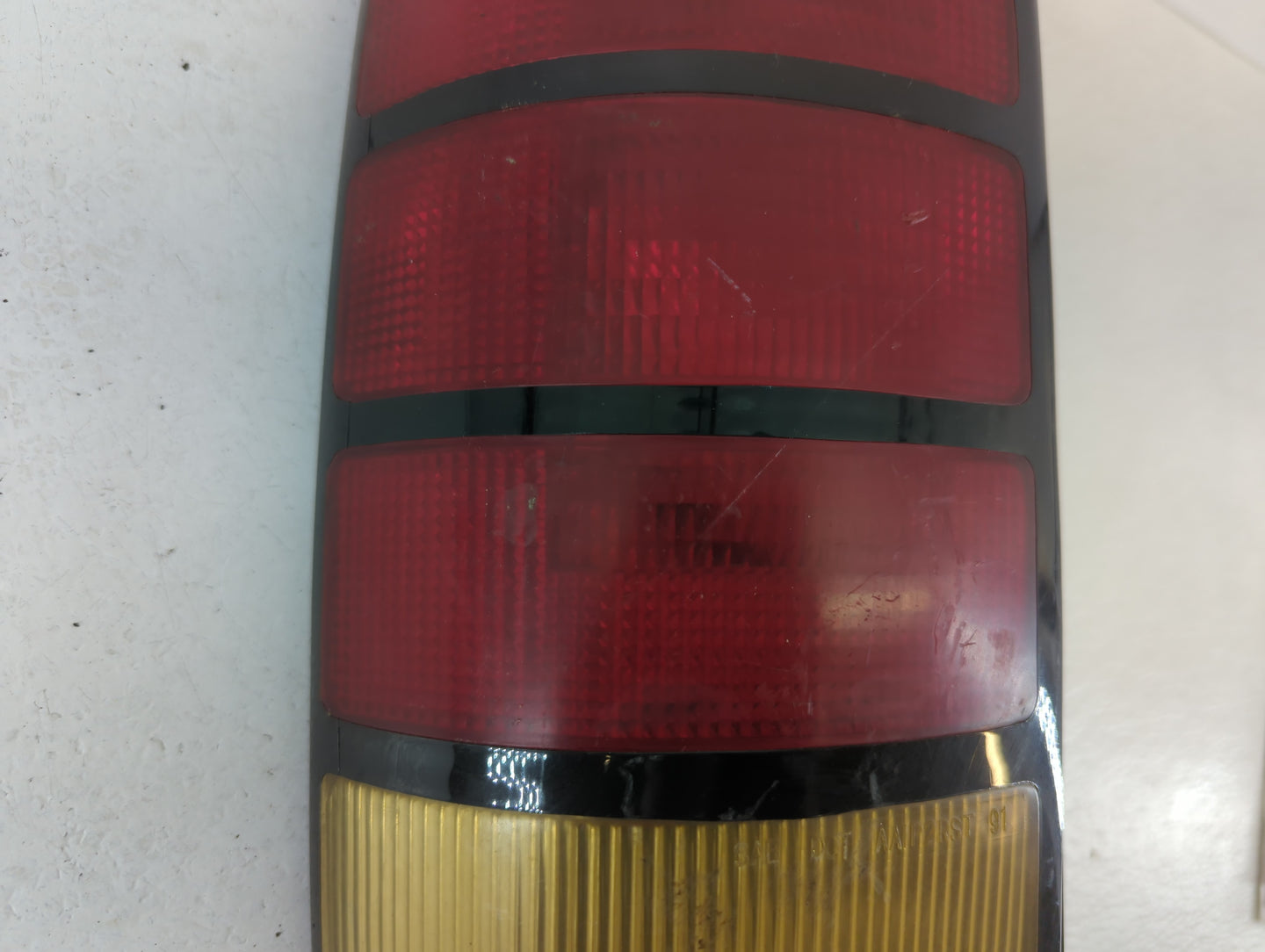 1991 Dodge Caravan Tail Light Assembly Driver Left OEM P/N:5054B 115054B, 11-5054B Fits OEM Used Auto Parts - Oemusedautopar