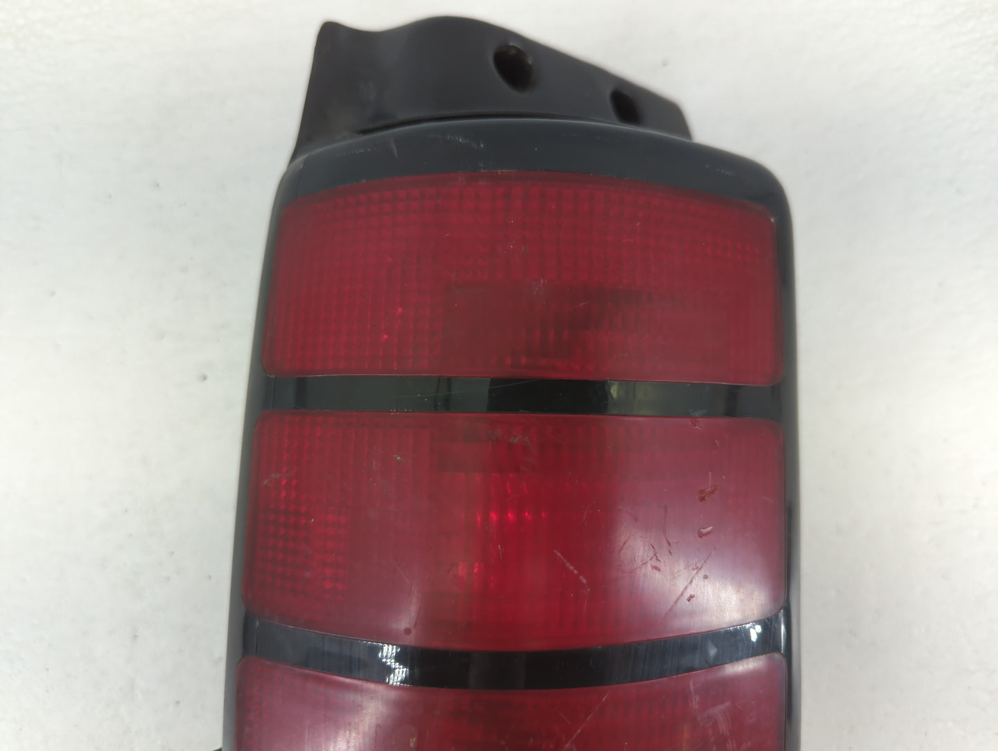 1991 Dodge Caravan Tail Light Assembly Driver Left OEM P/N:5054B 115054B, 11-5054B Fits OEM Used Auto Parts - Oemusedautopar