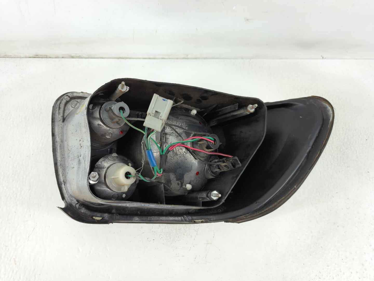 1991 Honda Crx Tail Light Assembly Passenger Right OEM P/N:SK3710-DSL Fits OEM Used Auto Parts - Oemusedautoparts1.com
