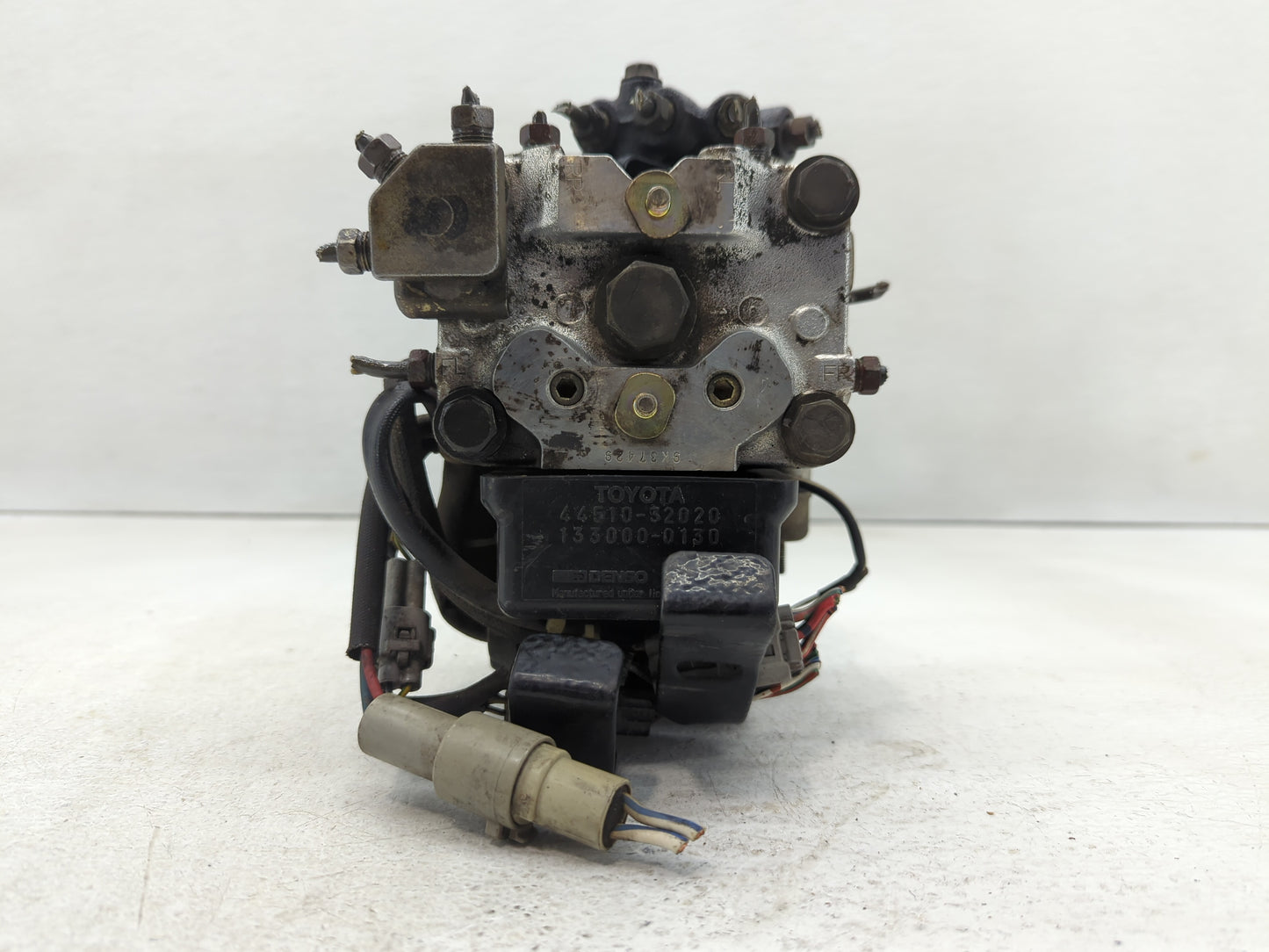 1991 Lexus Es250 ABS Pump Control Module Replacement P/N:133000-0130 44510-32020 Fits OEM Used Auto Parts - Oemusedautoparts