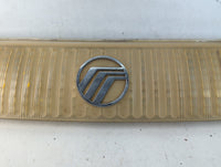 1991 Mercury Sable Front Grille Bumper Not Included - Oemusedautoparts1.com