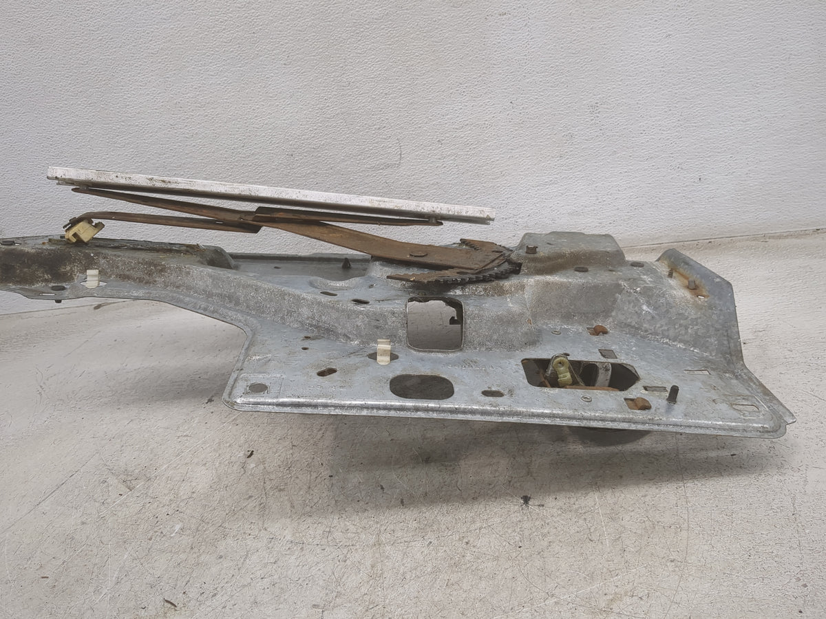 1992-1996 Buick Lesabre Used Driver Left Front Window Regulator - Oemusedautoparts1.com