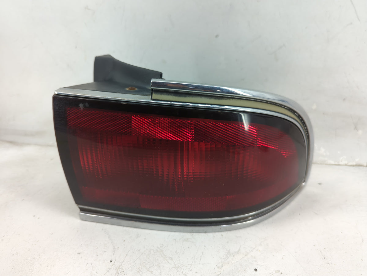 1992 Buick Lesabre Tail Light Assembly Driver Left OEM Fits OEM Used Auto Parts - Oemusedautoparts1.com