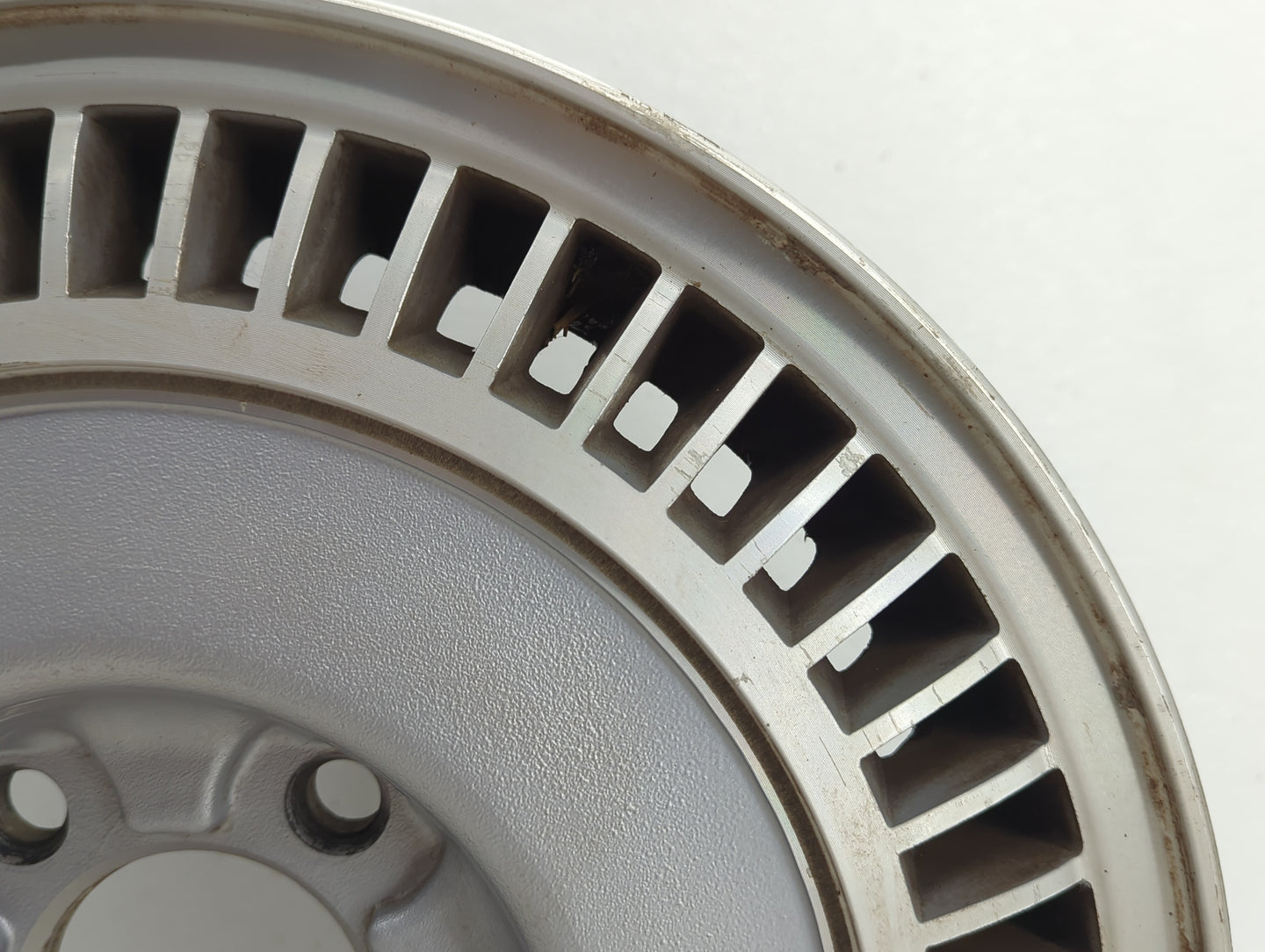 1991-1996 Buick Park Avenue Oem Wheel Rim Silver - Oemusedautoparts1.com
