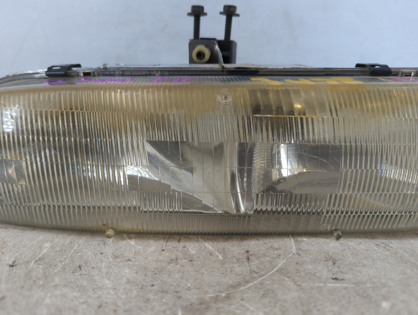 1992 Buick Regal Passenger Right Oem Head Light Headlight Lamp - Oemusedautoparts1.com