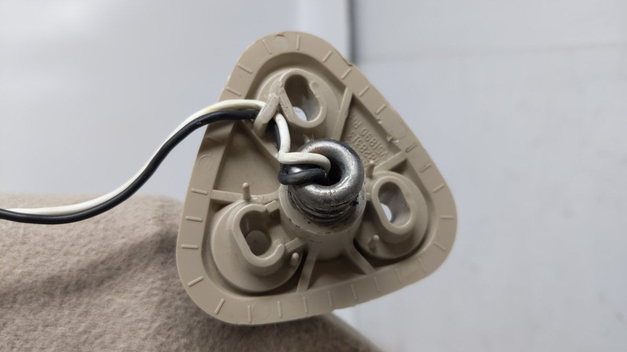 1992 Cadillac Seville Sun Visor Shade Replacement Passenger Right Mirror Fits OEM Used Auto Parts - Oemusedautoparts1.com