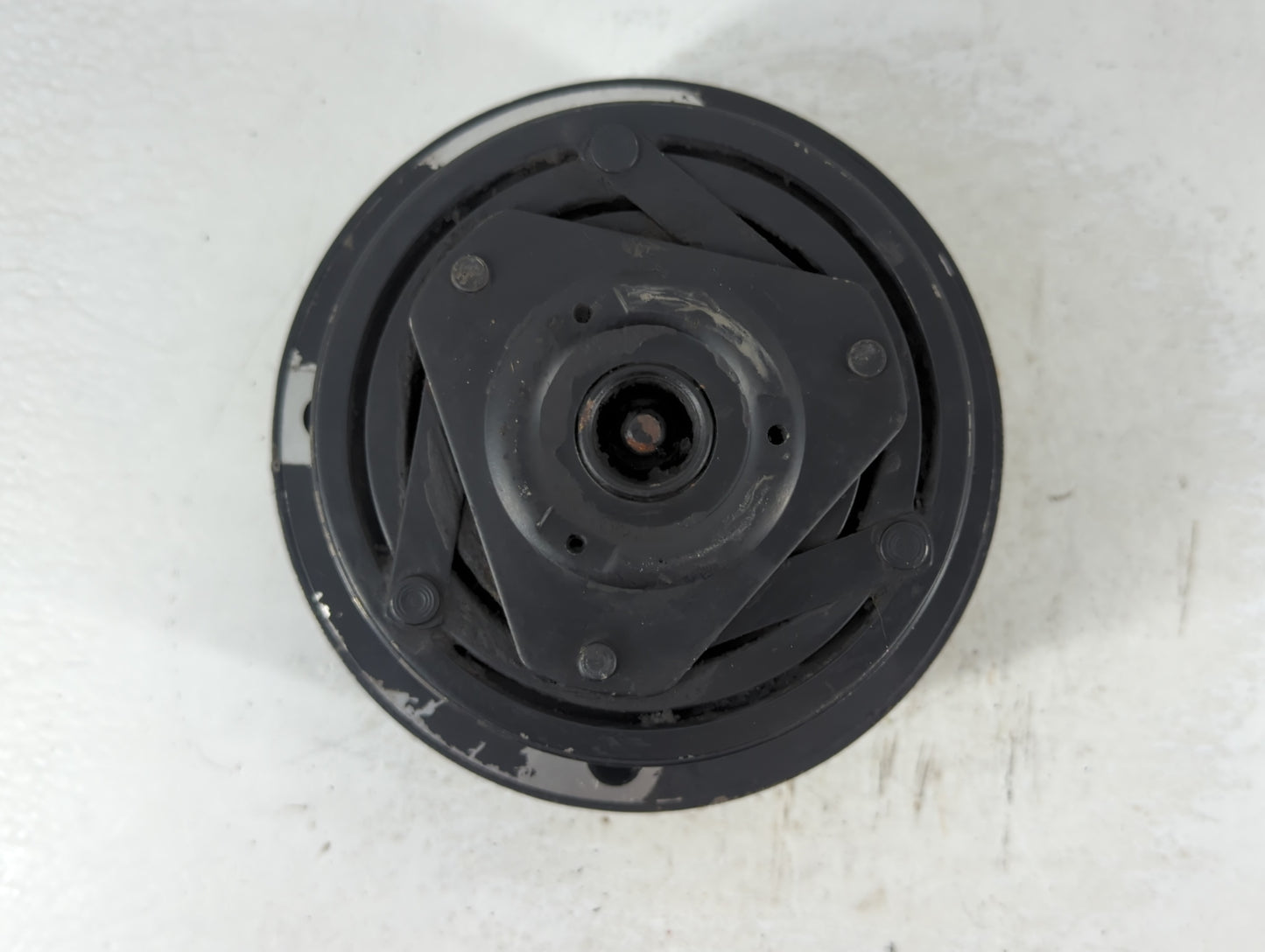 1992 Chevrolet Blazer Air Conditioning A/c Ac Compressor Oem - Oemusedautoparts1.com