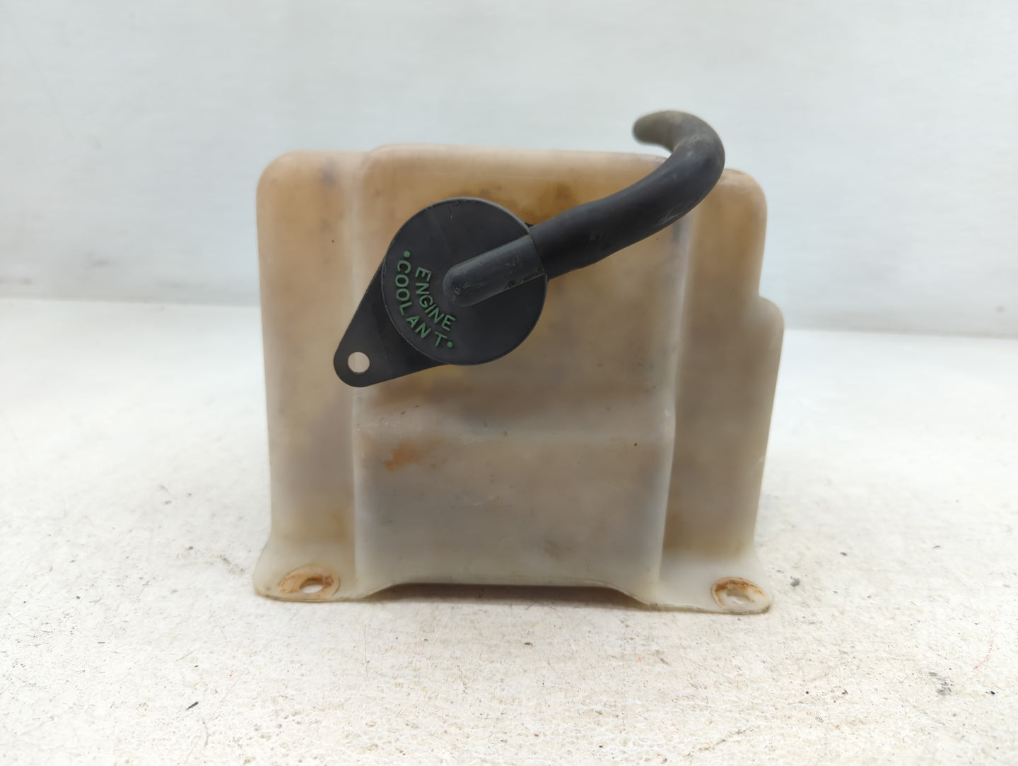 Chevrolet C1500 Radiator Coolant Overflow Expansion Tank Bottle - Oemusedautoparts1.com