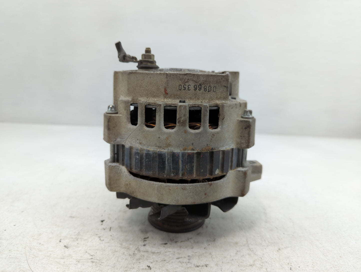 1992 Chevrolet Camaro Alternator Replacement Generator Charging Assembly Engine OEM P/N:00866350 Fits OEM Used Auto Parts - 