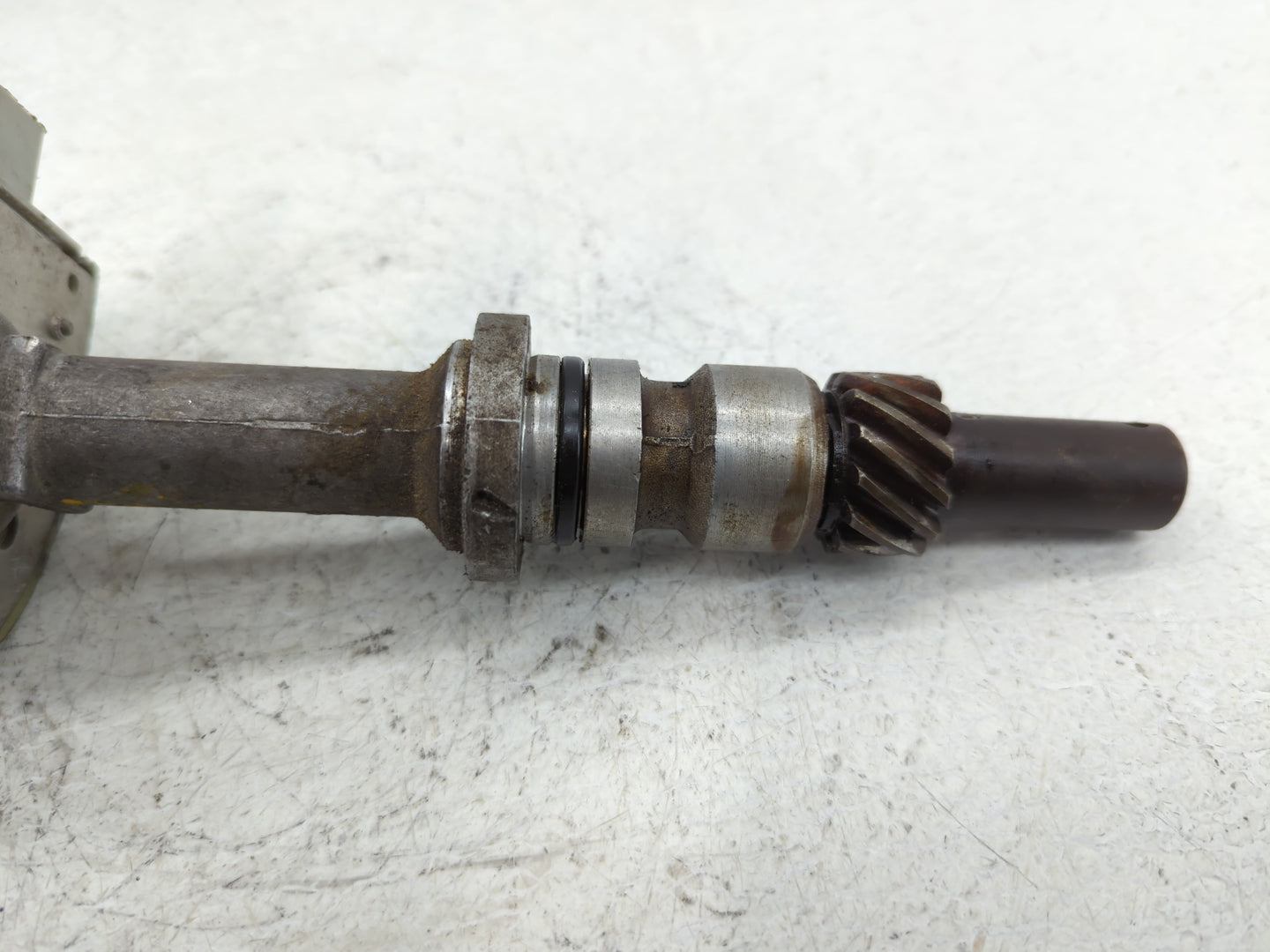 1992 Chevrolet Camaro Engine Ignition Distributor OEM Fits OEM Used Auto Parts - Oemusedautoparts1.com