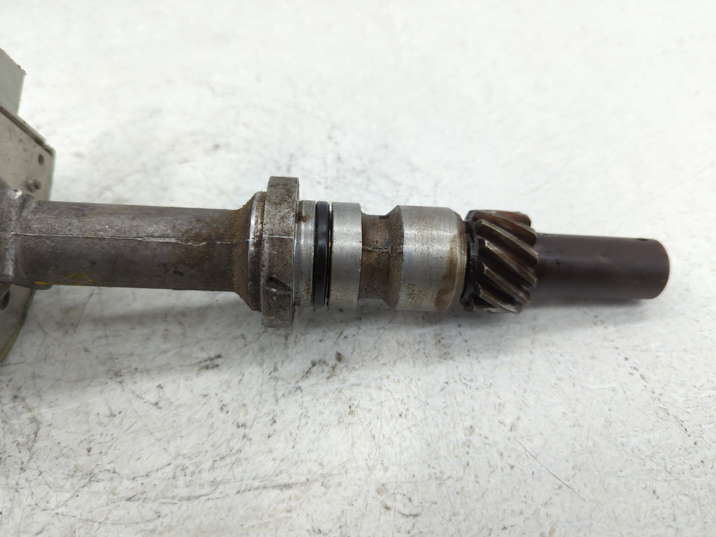 1992 Chevrolet Camaro Engine Ignition Distributor OEM Fits OEM Used Auto Parts - Oemusedautoparts1.com
