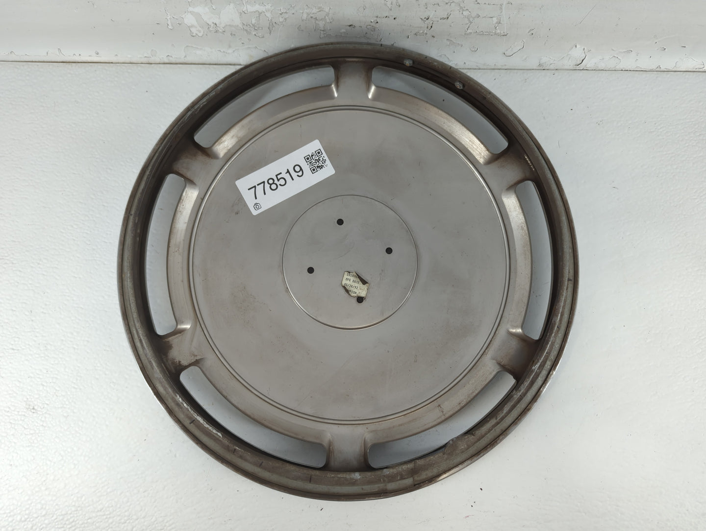 Chevrolet Caprice Driver Front Wheel Hub Oem - Oemusedautoparts1.com