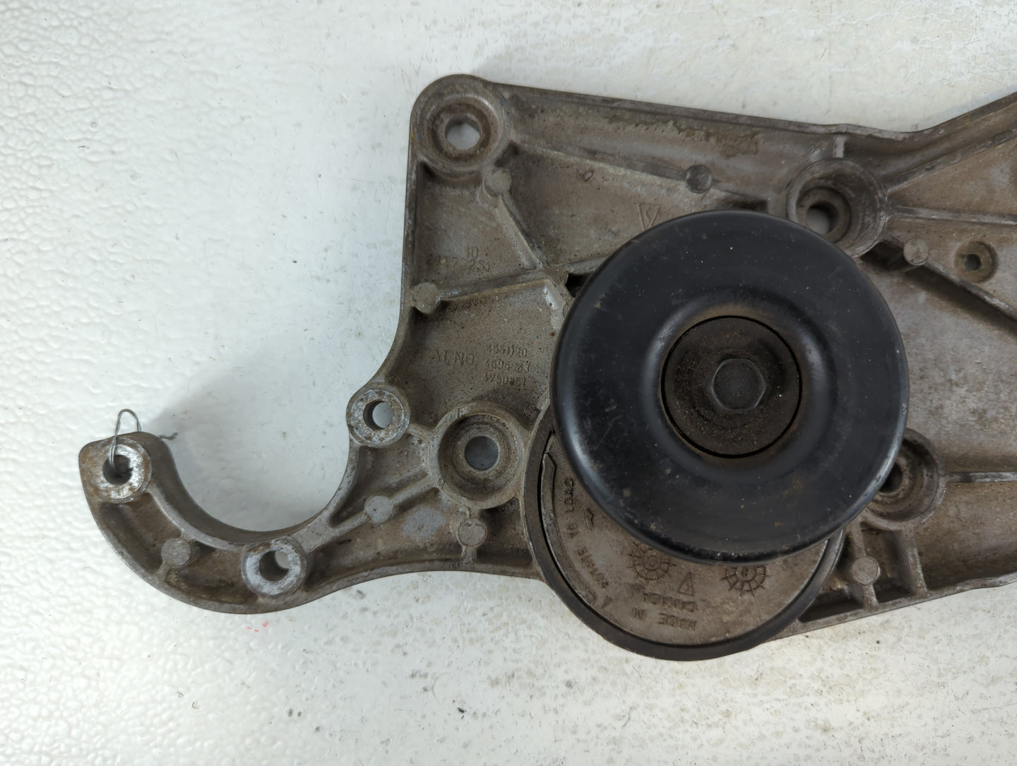 1992 Chevrolet Cavalier  Belt Tensioner - Oemusedautoparts1.com