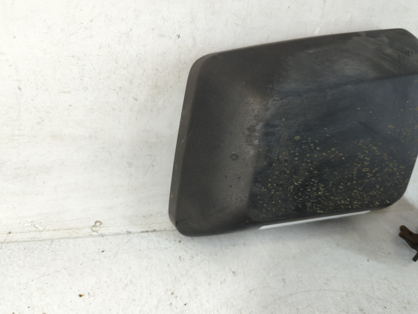 1992 Chevrolet S10 Passenger Right Side View Manual Door Mirror Black - Oemusedautoparts1.com