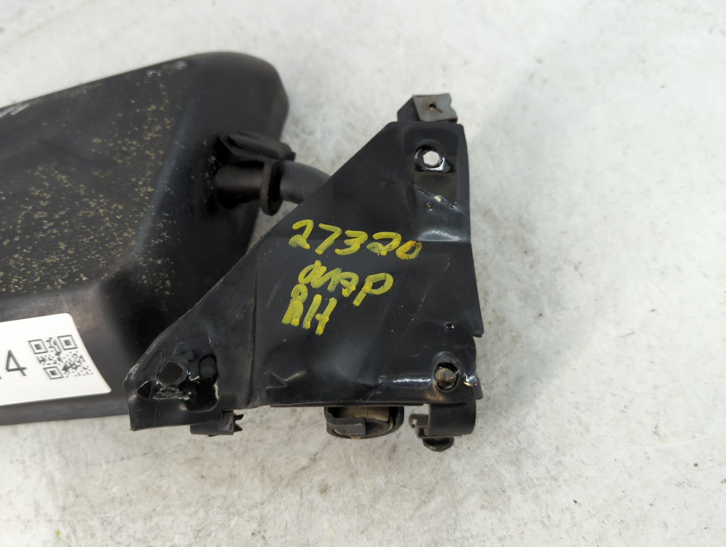 1992 Chevrolet S10 Passenger Right Side View Manual Door Mirror Black - Oemusedautoparts1.com