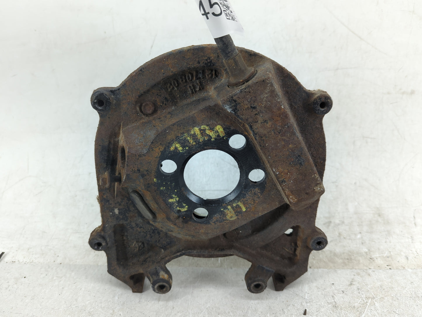 1992 Chrysler Imperial Front Driver Left Brake Caliper - Oemusedautoparts1.com