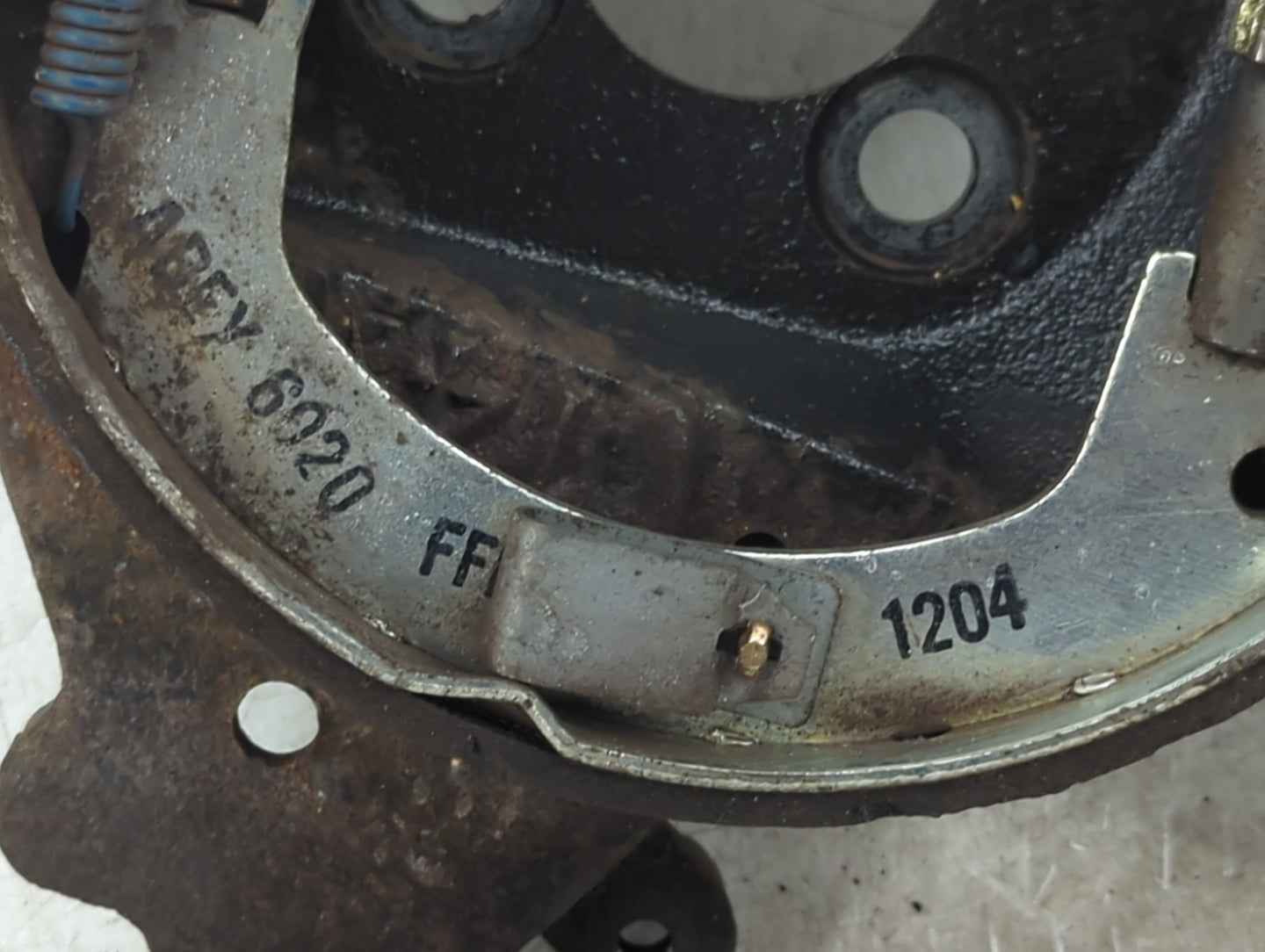 1992 Chrysler Imperial Front Driver Left Brake Caliper - Oemusedautoparts1.com