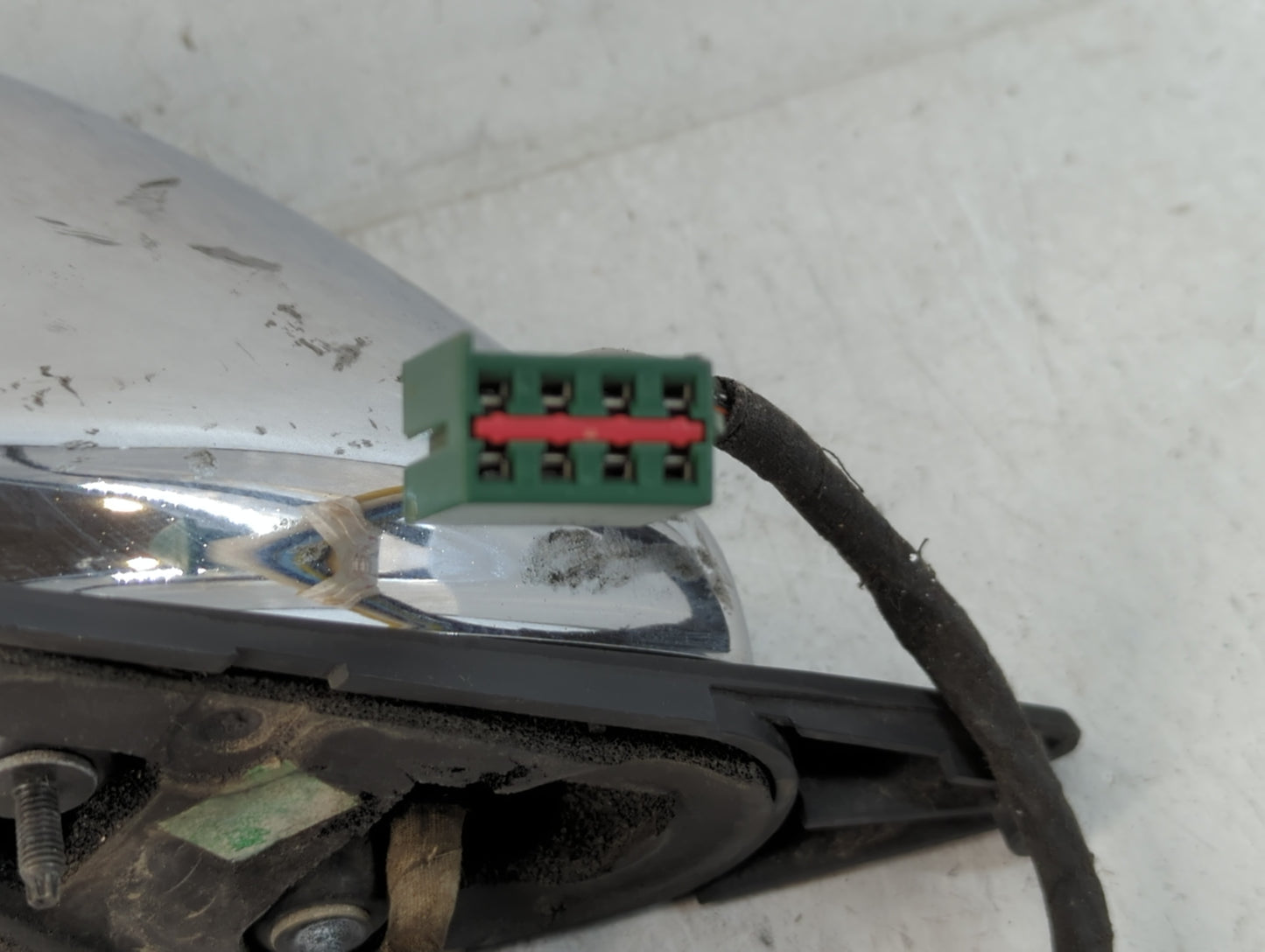 1992 Chrysler Imperial Driver Side View Mirror - Left Door Mirror OEM Used - Oemusedautoparts1.com