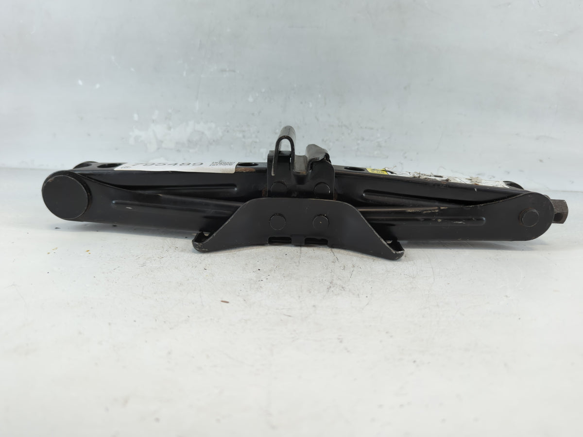 1992 Chrysler Imperial Spare Scissor Car Jack - Oemusedautoparts1.com