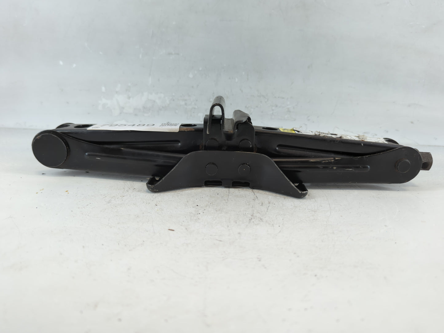 1992 Chrysler Imperial Spare Scissor Car Jack - Oemusedautoparts1.com