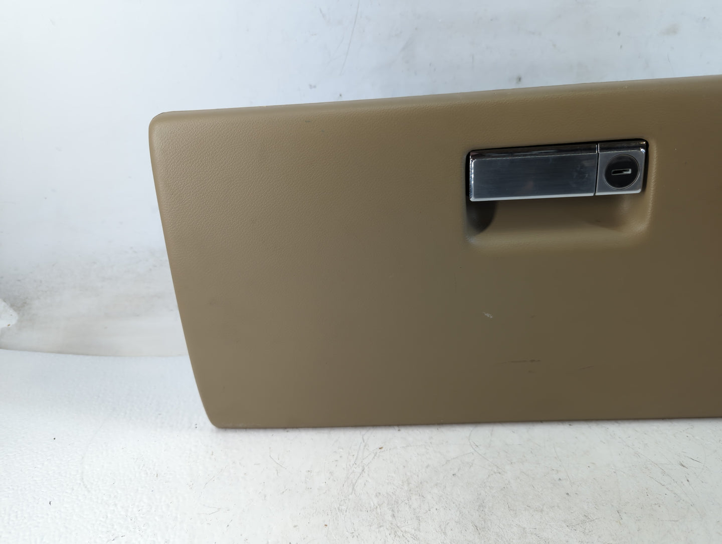 1992 Chrysler Imperial Passenger Glove Box Door Storage Compartment - Oemusedautoparts1.com