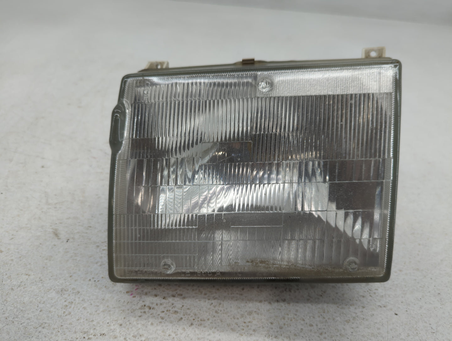 Dodge Mb300 Driver Left Oem Head Light Headlight Lamp - Oemusedautoparts1.com