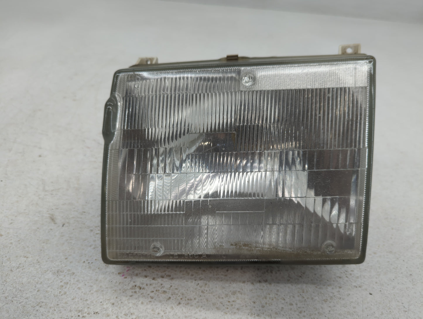 Dodge Mb300 Driver Left Oem Head Light Headlight Lamp - Oemusedautoparts1.com