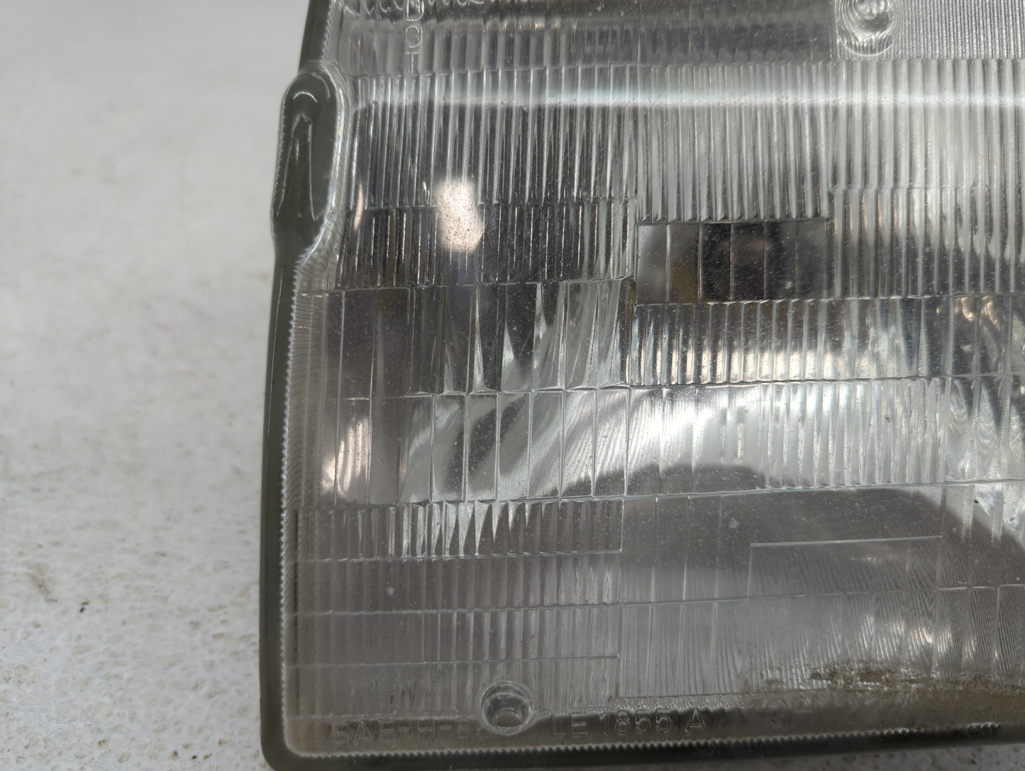 Dodge Mb300 Driver Left Oem Head Light Headlight Lamp - Oemusedautoparts1.com
