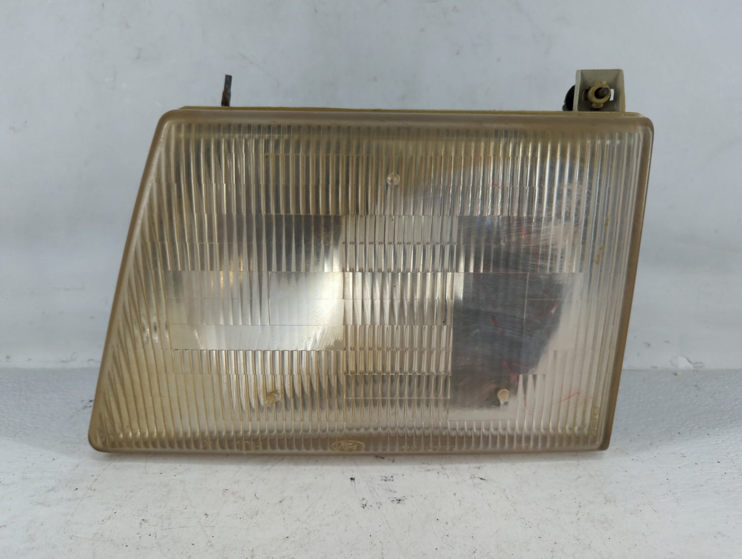 Ford E-150 Driver Left Oem Head Light Headlight Lamp - Oemusedautoparts1.com