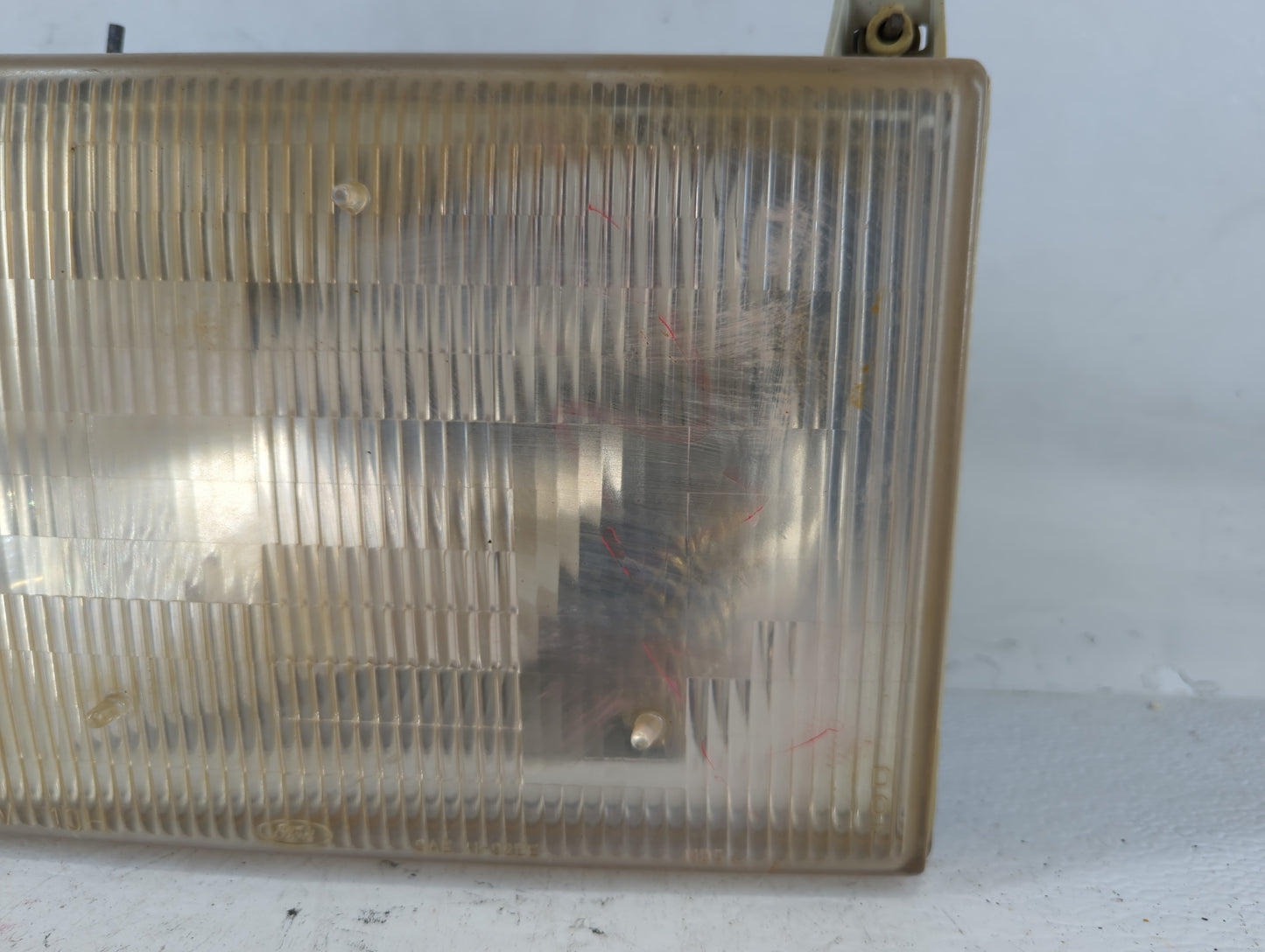 Ford E-150 Driver Left Oem Head Light Headlight Lamp - Oemusedautoparts1.com