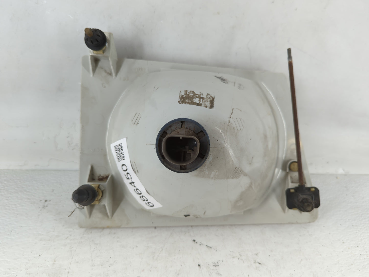 Ford E-150 Driver Left Oem Head Light Headlight Lamp - Oemusedautoparts1.com