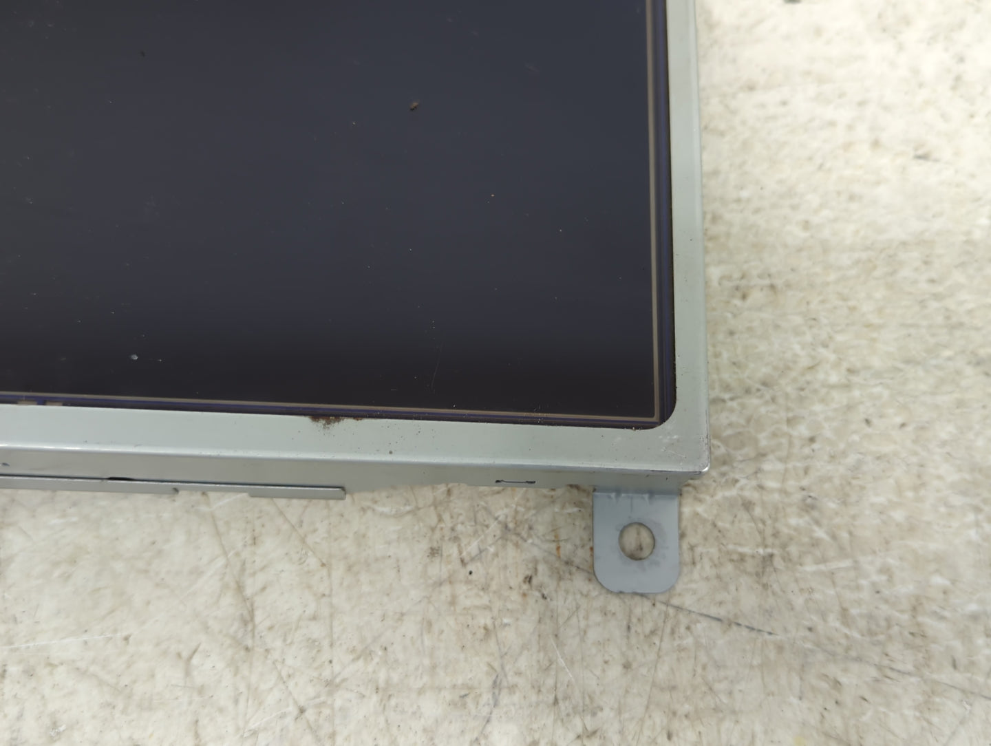 Ford Explorer Information Display Screen - Oemusedautoparts1.com