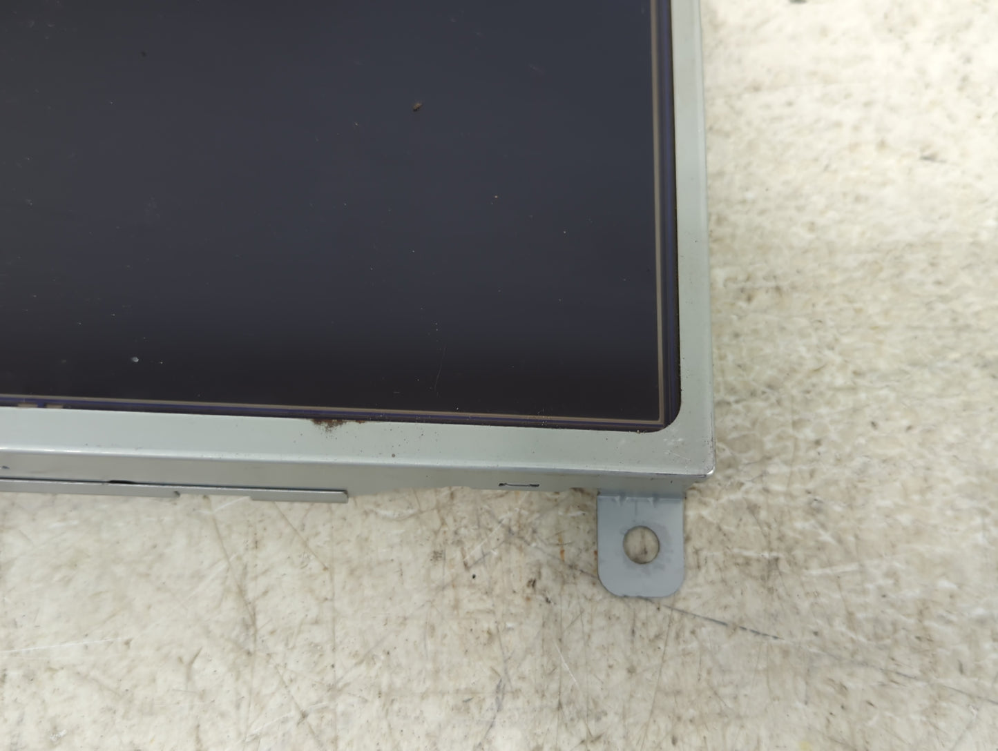 Ford Explorer Information Display Screen - Oemusedautoparts1.com