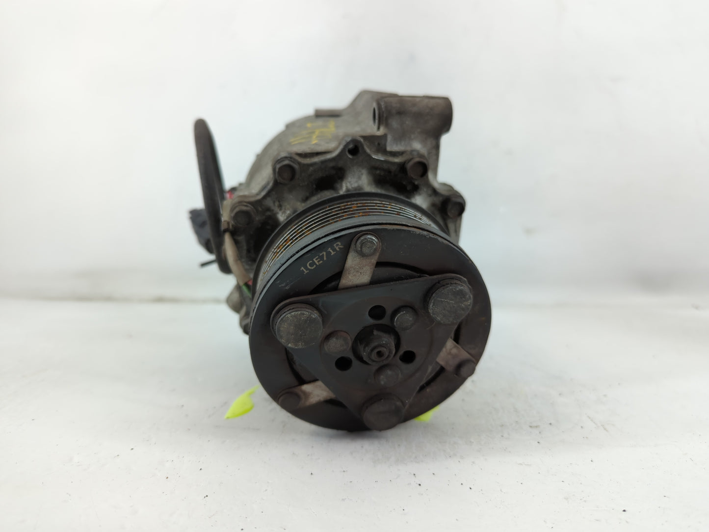 1992 Ford F-250 Air Conditioning A/c Ac Compressor Oem - Oemusedautoparts1.com