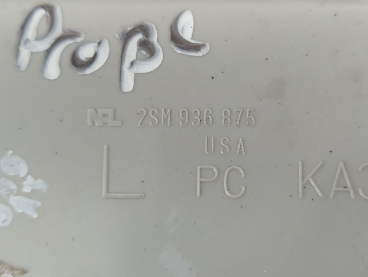1992 Ford Probe Reflector Bumper Mount - Oemusedautoparts1.com