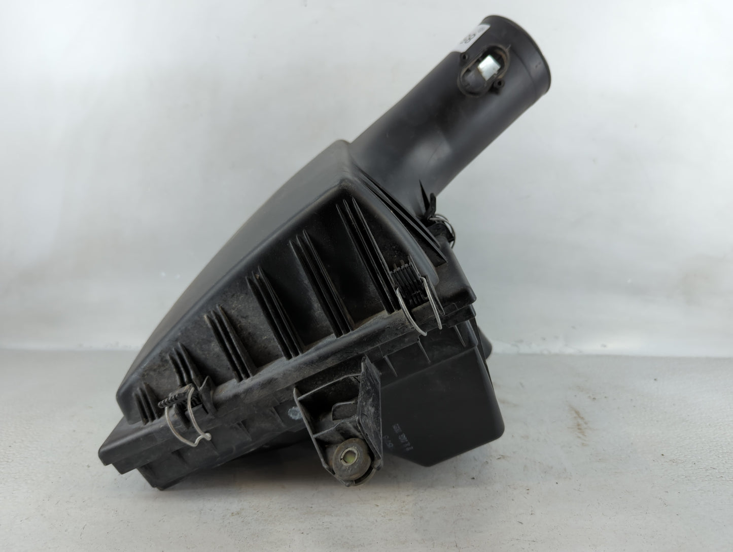 1992 Lexus Es300 Air Cleaner Intake-duct Hose Tube - Oemusedautoparts1.com