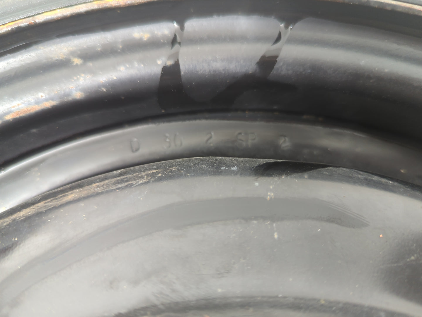 1992 Lincoln Lincoln Continental Spare Donut Tire Wheel Rim Oem - Oemusedautoparts1.com