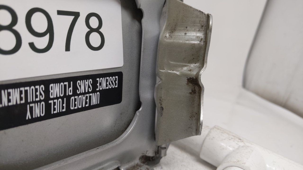 92 93 94 95 Mazda MPV Fuel Filler Door Lid Gas Tank Cover Cap OEM Silver 12U224 - Oemusedautoparts1.com