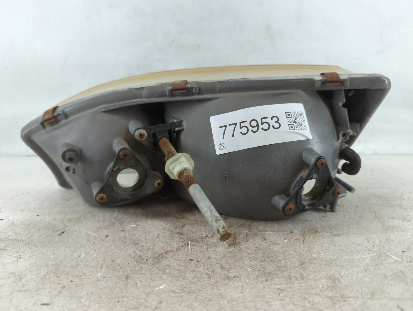 1992 Toyota Camry Driver Left Oem Head Light Headlight Lamp - Oemusedautoparts1.com