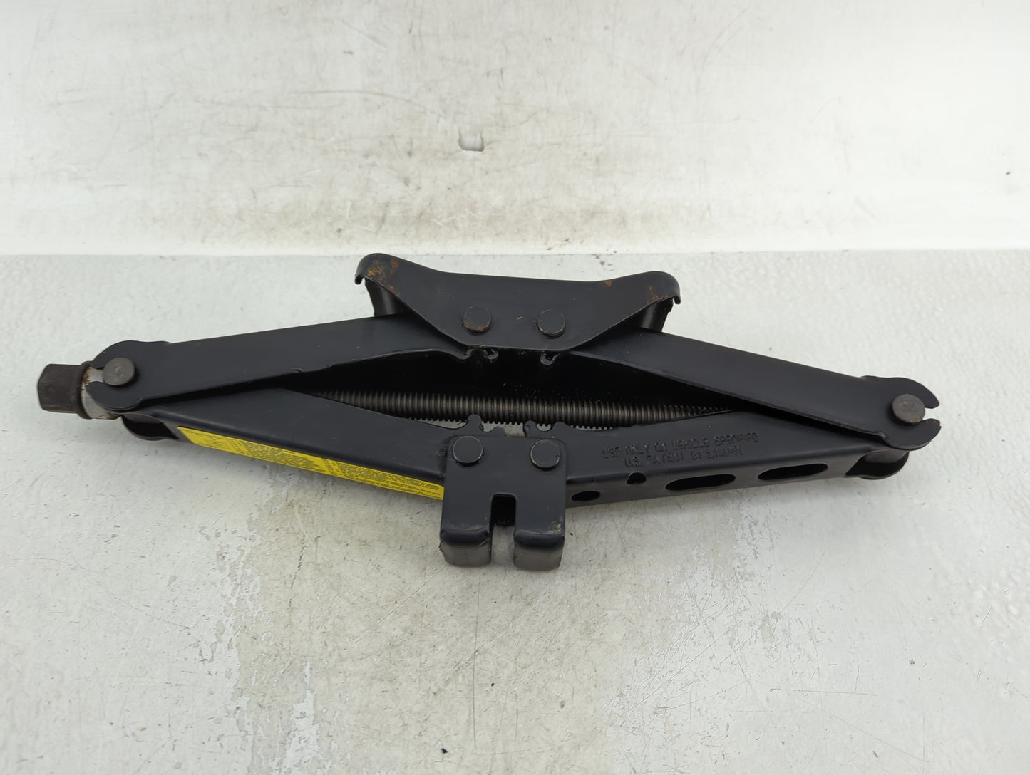 1993 Cadillac Seville Spare Scissor Car Jack - Oemusedautoparts1.com