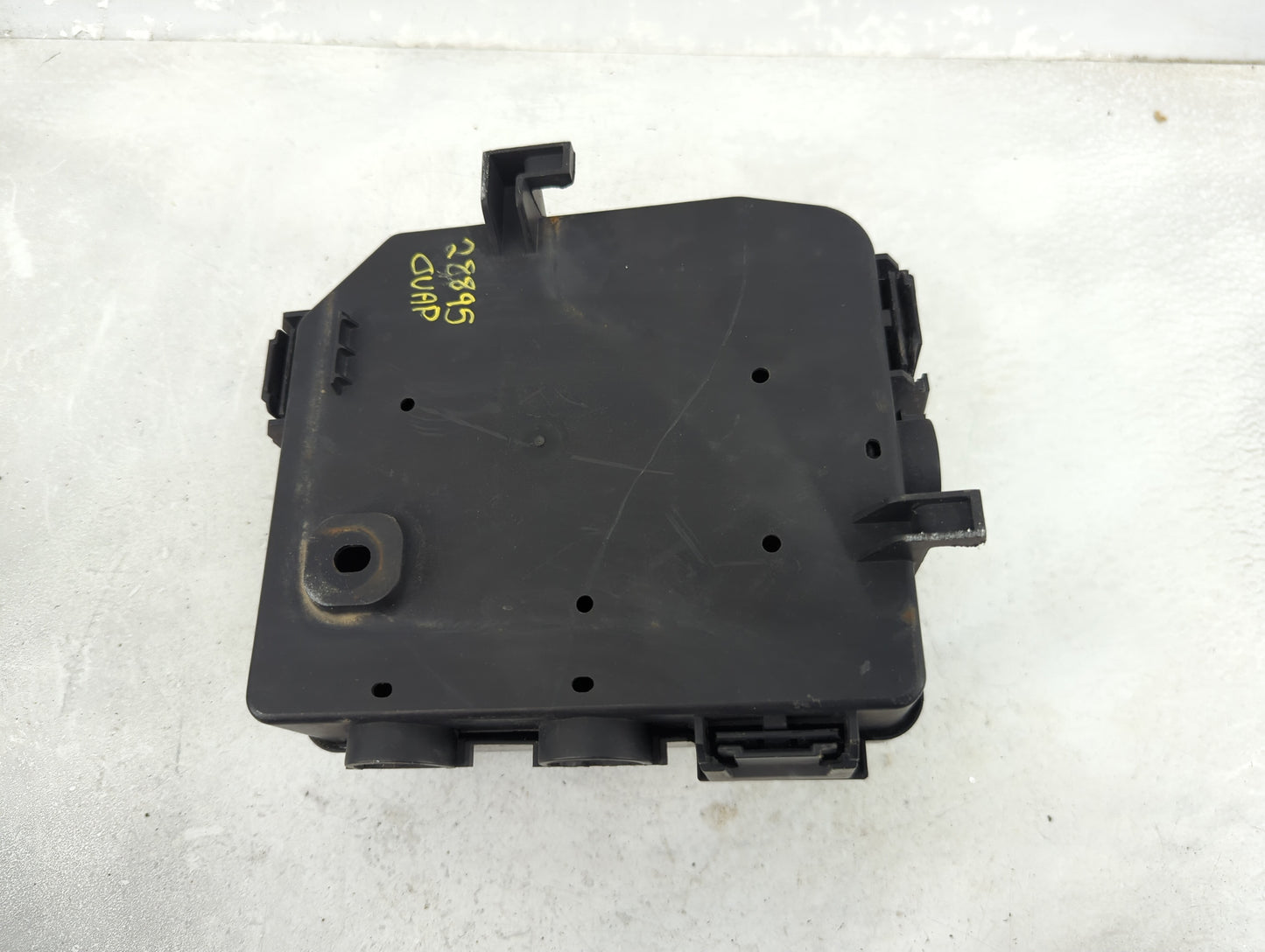 1993 Chevrolet 1500 Pickup Fusebox Fuse Box Panel Relay Module P/N:13534920 15328866, 12193604, 12193602 Fits OEM Used Auto 