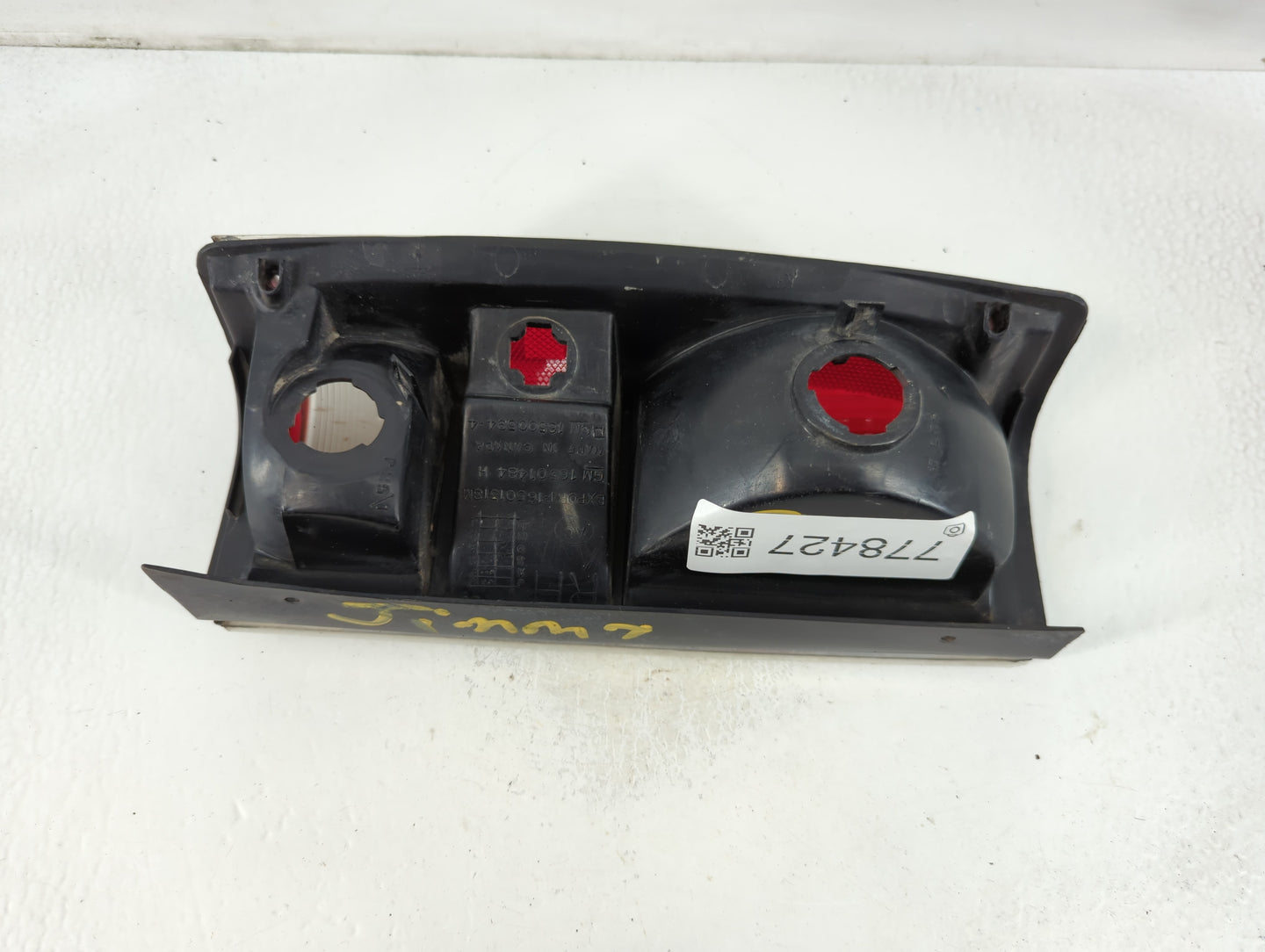 1993 Chevrolet Blazer Tail Light Assembly Passenger Right OEM P/N:16500594-4 16501484 Fits OEM Used Auto Parts - Oemusedauto